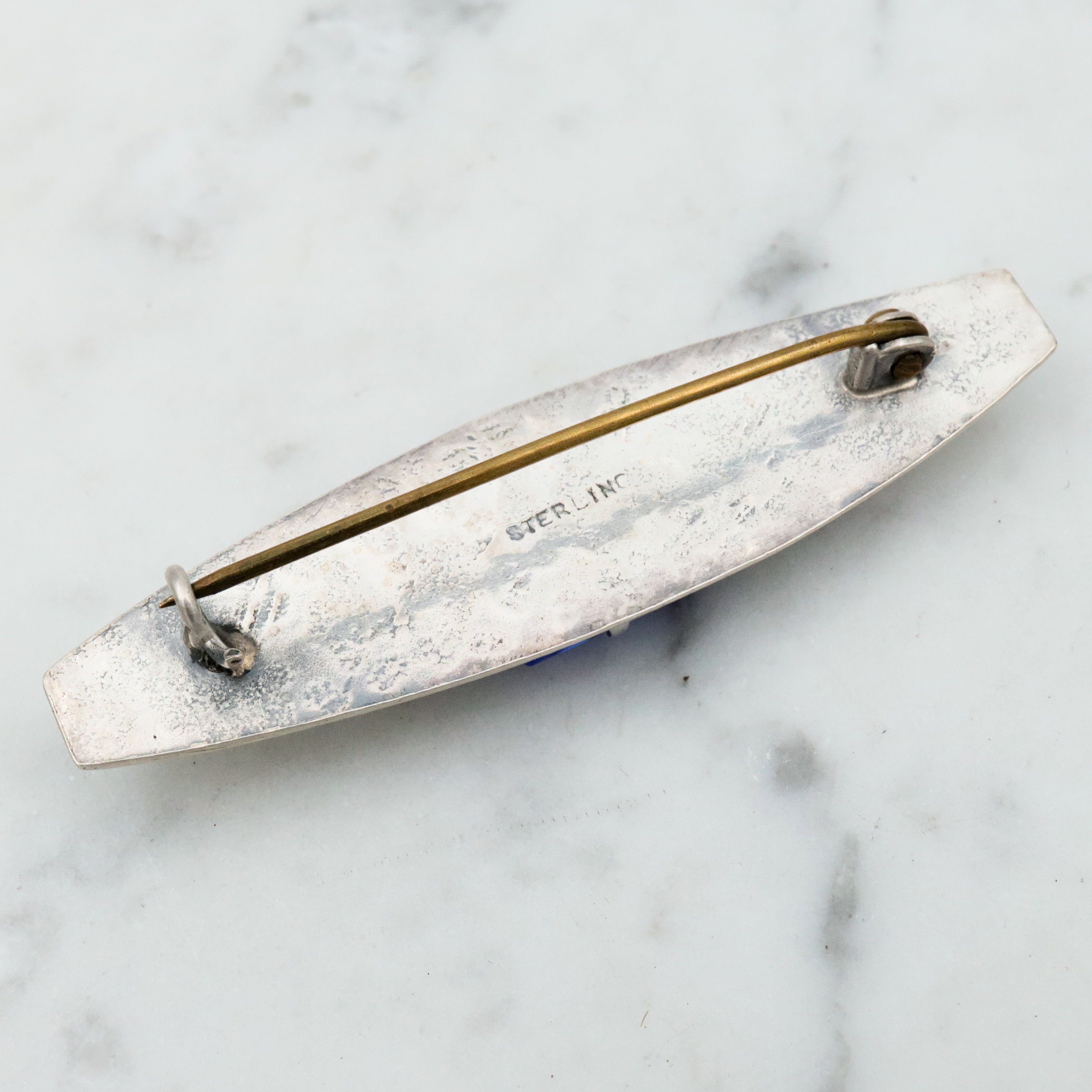 Antique Arts & Crafts hammered sterling bar pin w/blue paste gem